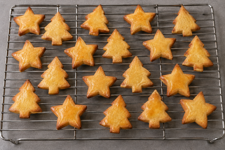 Bake at 180°C for 10–12 minutes, then cool on a rack