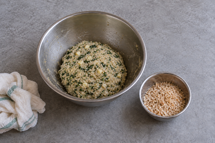 Combine the dough with rye flour and eggs