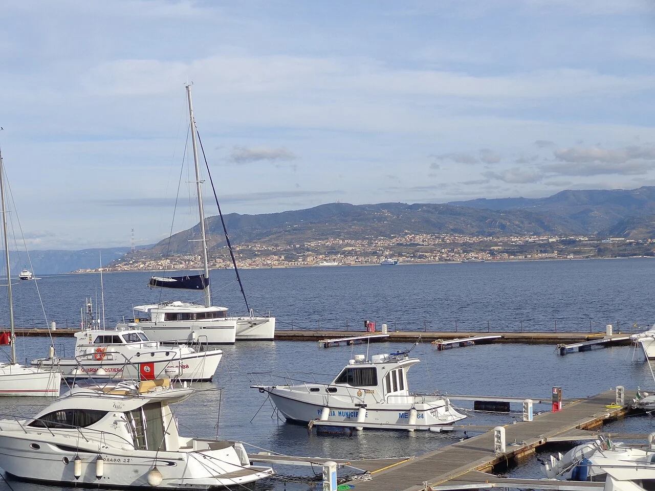 A view of Stretto di Messina